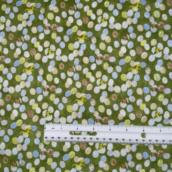 Dinosaurs & Eggs - Dinosauria by Studio K for Clothworks - 1/2 Yard - Hatching - Picture 5 of 8